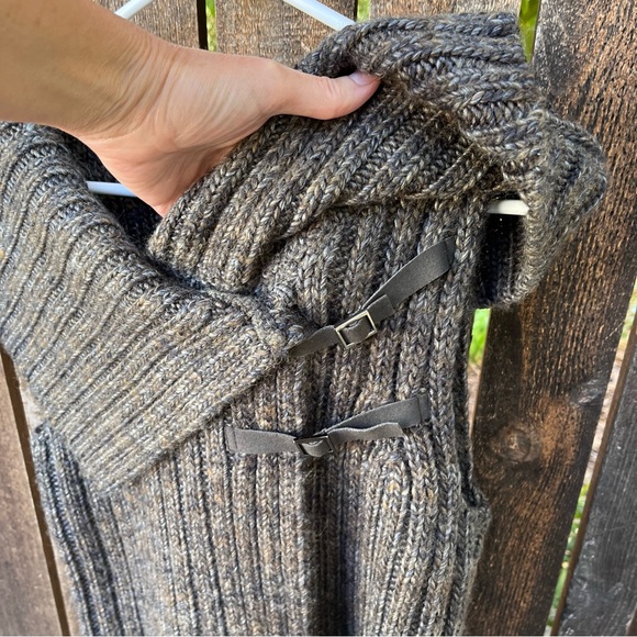 Ann Taylor Loft Chunky Knit Wool Blend Fold Over Collar Sweater Vest Sz S - Picture 5 of 12